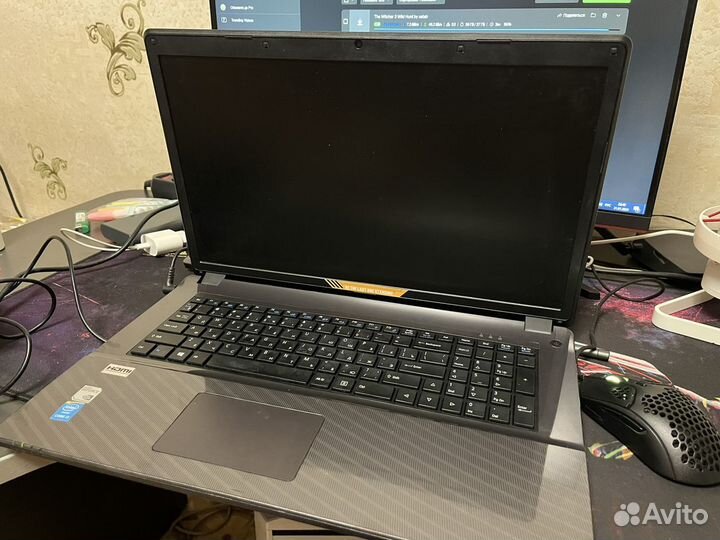 Игровой ноутбук Dexp clv-670-sb