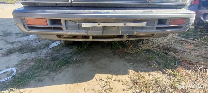 Бампер передний Mazda Bongo SSF8R RF