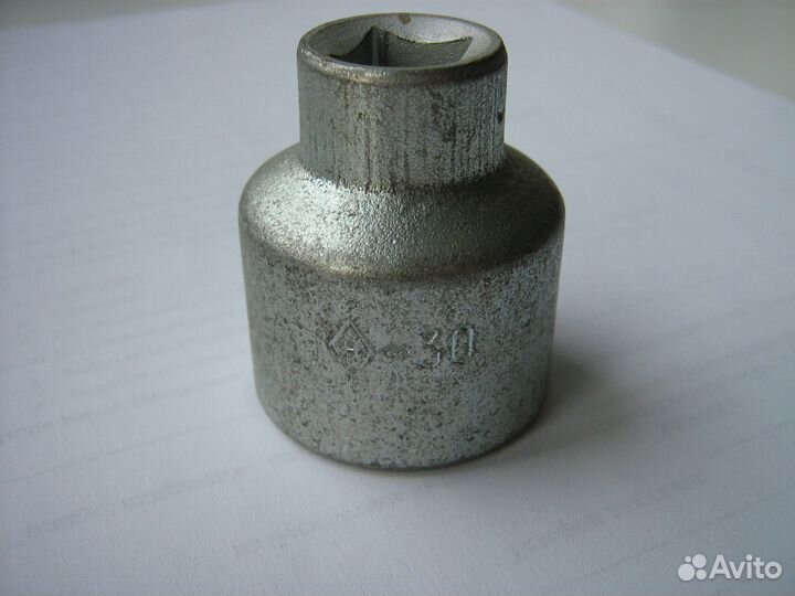 Головка торцевая на 30 кв. 1/2’’