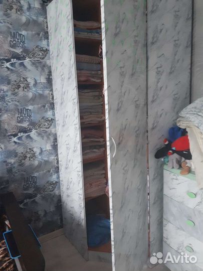 Шкаф угловой