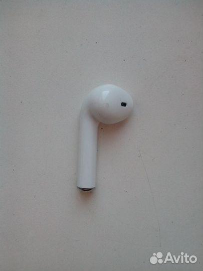 Bluetooth наушник