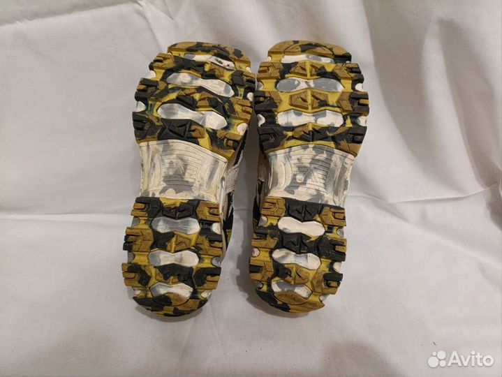 Кроссовки женские туристические humto