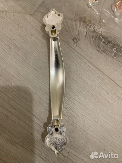 Мебельные ручки