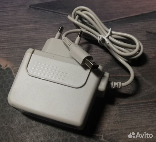 Блок питания Nintendo DS lite, 3DS