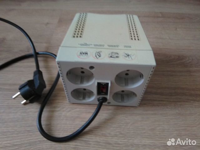 Стабилизатор напряжения