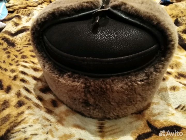 Мужская шапка