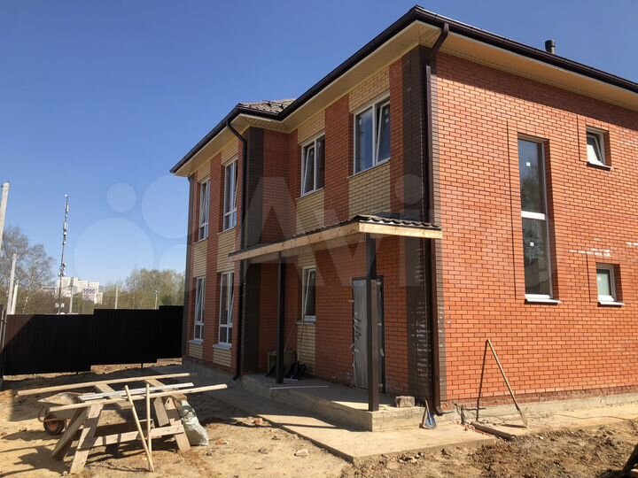 Дом 164 м² на участке 4,2 сот.