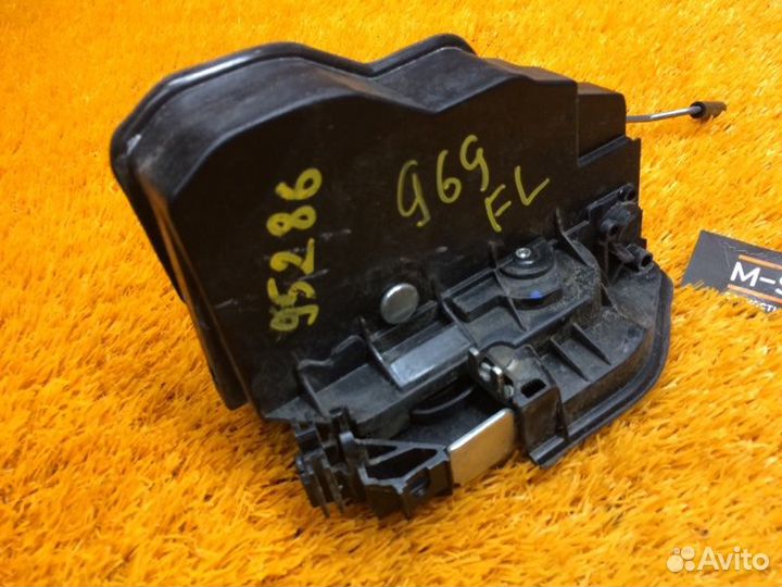 Замок двери передний левый Bmw 1-Series F20