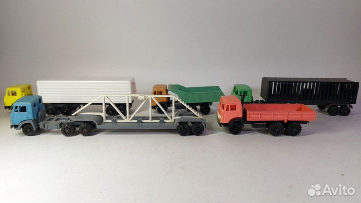 Полный набор подольских машинок камаз, СССР