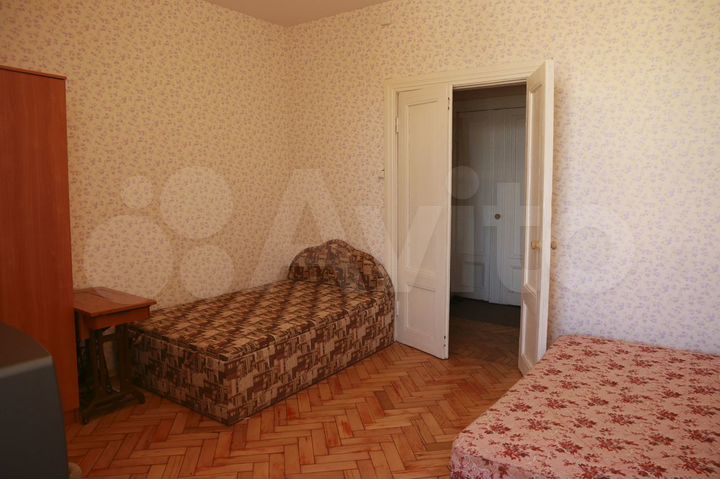3-к. квартира, 92 м², 3/3 эт.