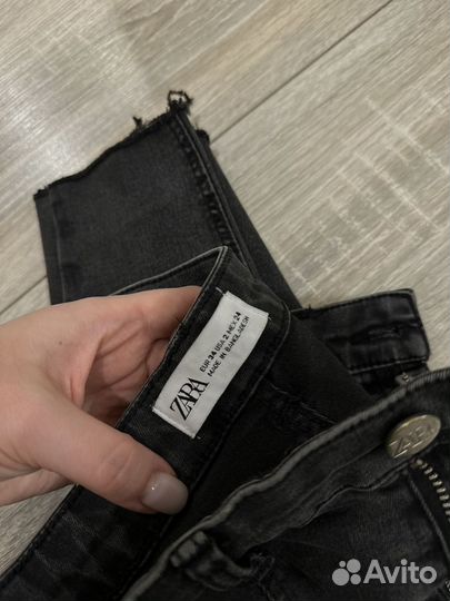 Джинсы zara женские