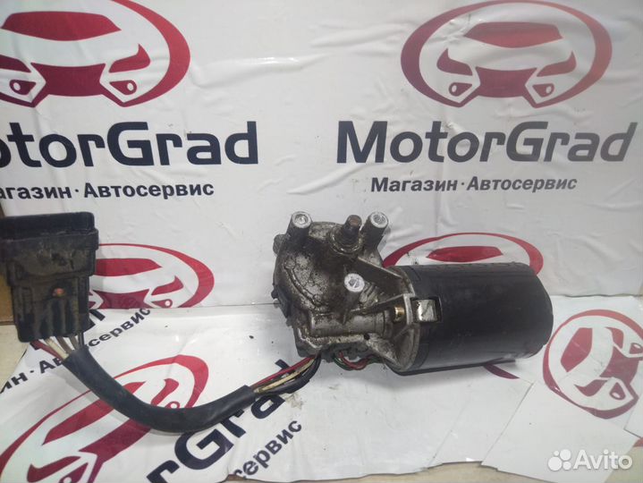 Моторчик стеклоочистителя Renault Logan 1