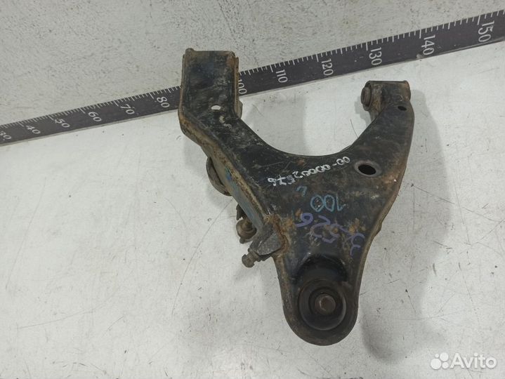 Рычаг передний левый нижний