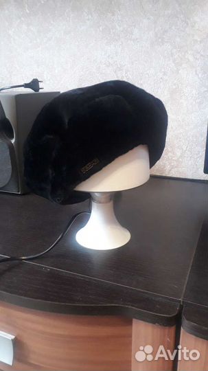 Берет женский черный