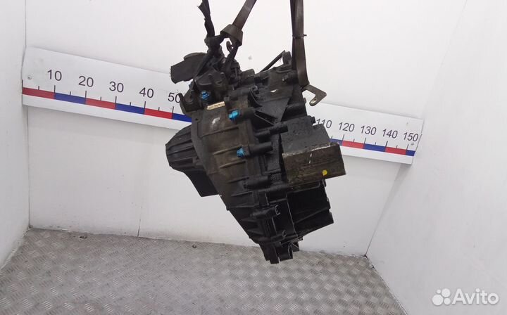 МКПП (механическая коробка переключения передач) V