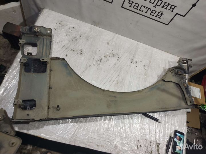 Крыло переднее правое Range Rover Vogue L322