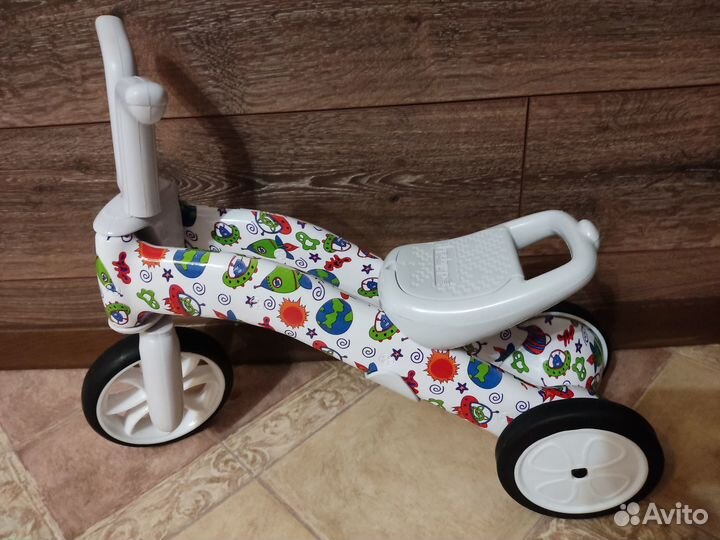 Беговел детский Chillafish