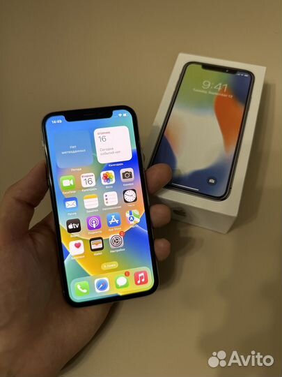 iPhone X, 64 ГБ