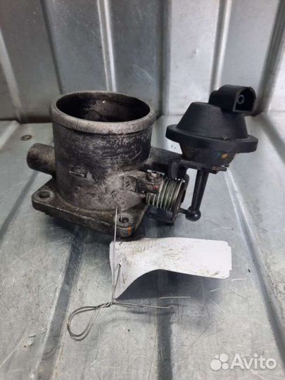 Дроссельная заслонка Kia Sorento 1 джип 2.5 2008