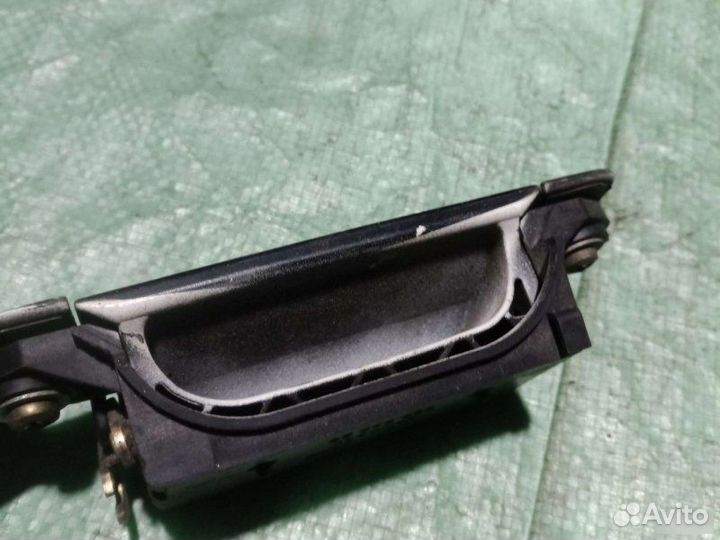 Ручка двери задняя левая Audi 80 B3