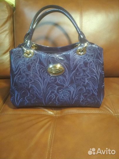 Женская кожаная сумка ShengKaSilu (SKL)