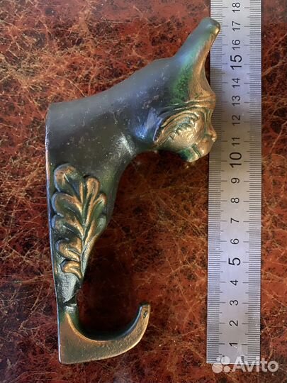 Крюк металл кошка/рысь новый