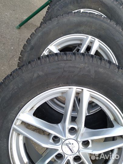 Lassa Iceways 2 215/65 R16 98T