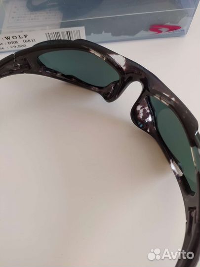 Новые солнцезащитные очки Swans