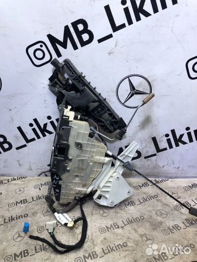 Замок двери задний левый Mercedes S-Class W221