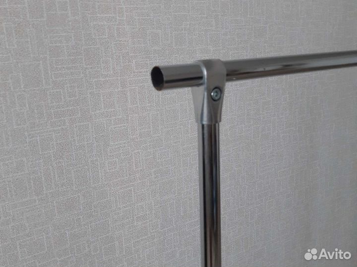 Вешалка напольная