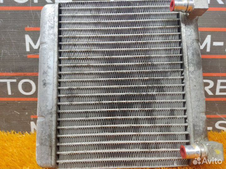 Радиатор масляный Bmw 7-Series F01 N63B44 2011