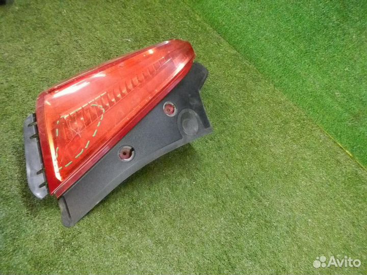 Фонарь левый Cadillac XT5 (2016-2019)