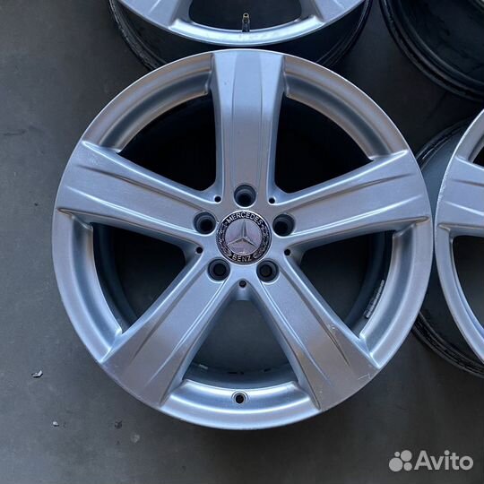 Диски на Volkswagen r18 оригинал Mercedes