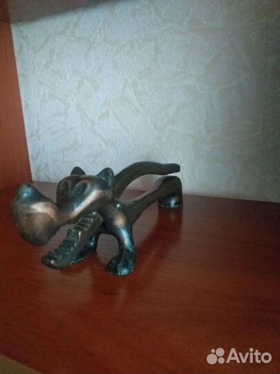 Орехокол волк СССР