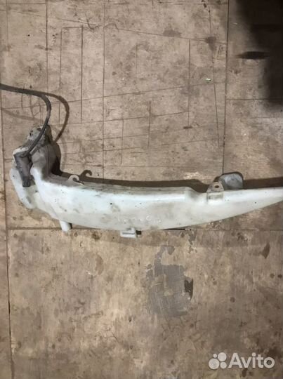 Бачек омывателя Форд Фокус 1