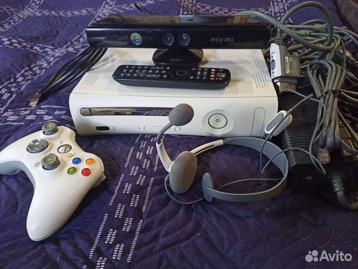 Xbox 360Xbox + 1геймад+ Kinect