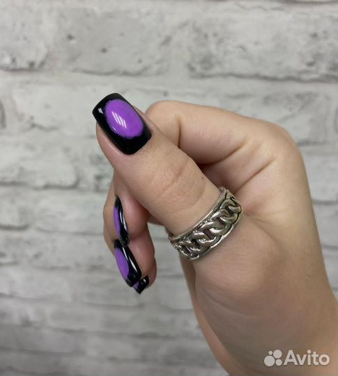 Маникюр педикюр