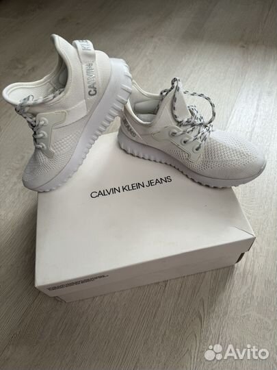 Кроссовки Calvin Klein 35
