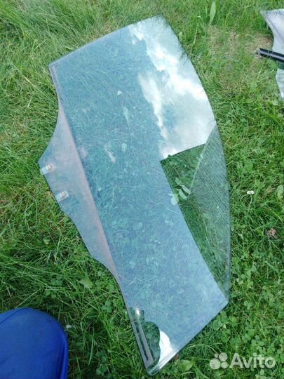 Стекла мазда 3 бк 04 года