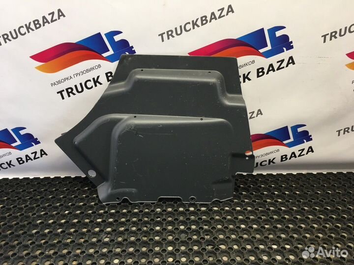 Накладка кабины правая Iveco Stralis