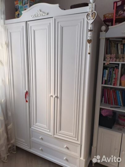 Мебель в детскую для девочки