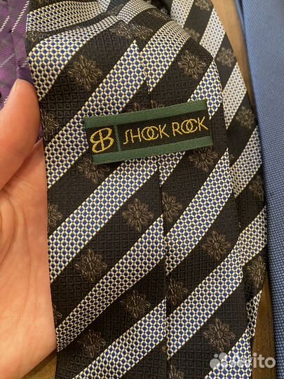 Галстуки фирменные