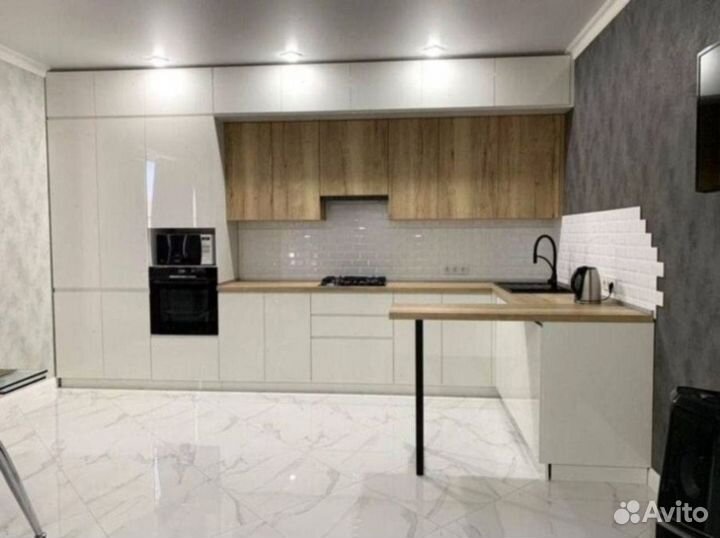 Кухня новая