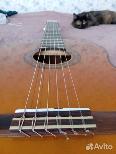 Классическая гитара yamaha c70