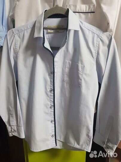 Продам рубашки школьные, рост 128