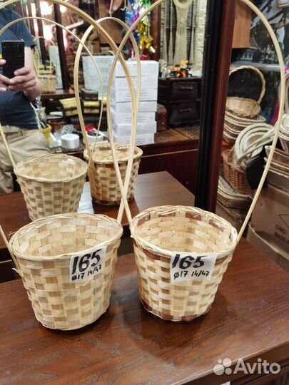 Корзины плетеные для цветов и подарков
