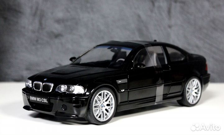 Модель 1:18 BMW M3 CSL (E46) 2003 Solido