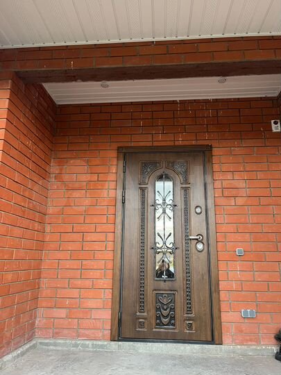 Дом 197 м² на участке 20 сот.