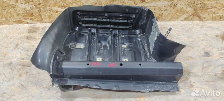 Ниша багажного отсека левая BMW E38