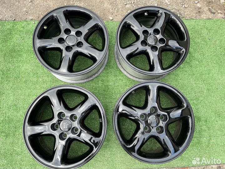 Литые диски R16 5x114,3 toyota